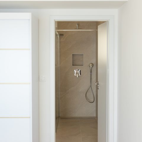 Bathroom entrance with air conditioning